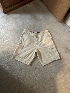 Dockers Flat Front Loose Fit Canvas Cargo Shorts